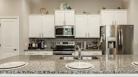 13276 E Lieder Way Fishers IN 46037