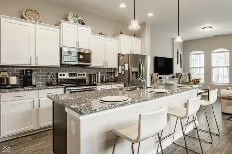 13276 E Lieder Way Fishers IN 46037