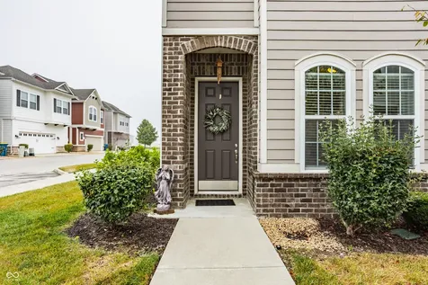 13276 E Lieder Way Fishers IN 46037