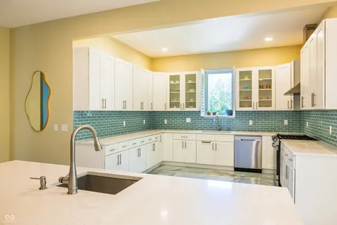 372 Foxboro Drive Avon IN 46123