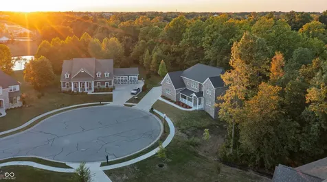 372 Foxboro Drive Avon IN 46123