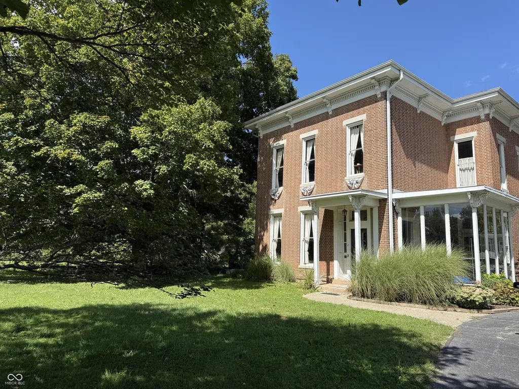 2710 E State Road 32 Crawfordsville IN 47933