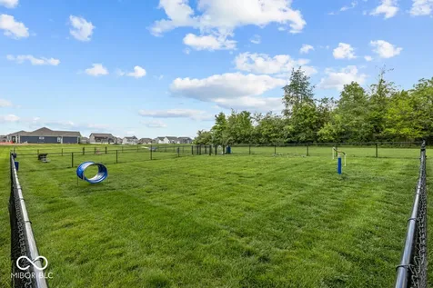 5010 Carmine Street Brownsburg IN 46112