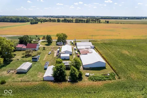 16506 Strawtown Avenue Noblesville IN 46060