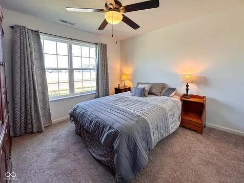 2127 Abbey Lane Columbus IN 47201