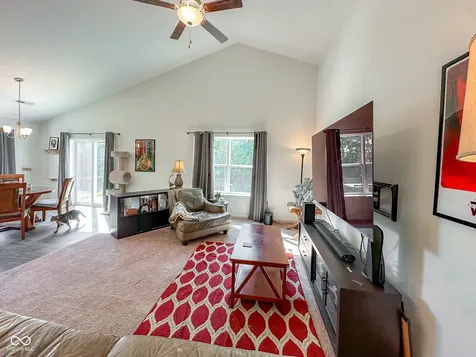 2127 Abbey Lane Columbus IN 47201