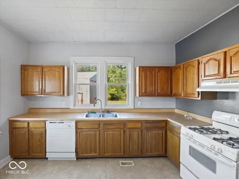 3852 W Co Rd 1100 S Westport IN 47283