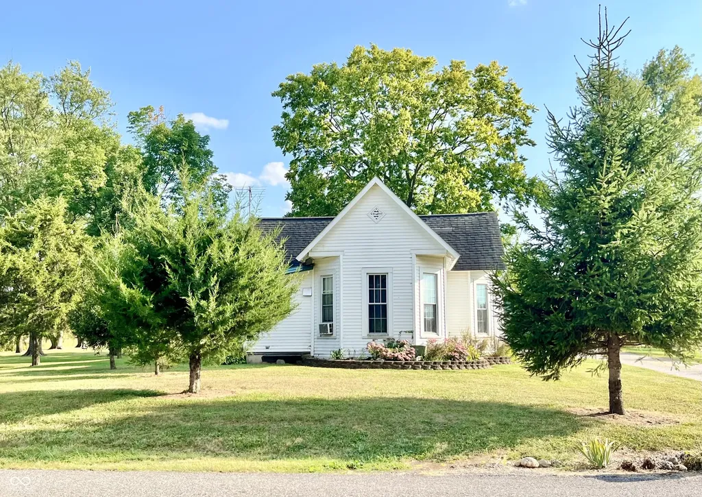 15011 E 1000 N Flat Rock IN 47234