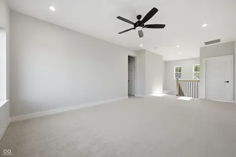 11362 Briargate Drive Fishers IN 46040