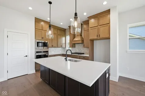 11362 Briargate Drive Fishers IN 46040