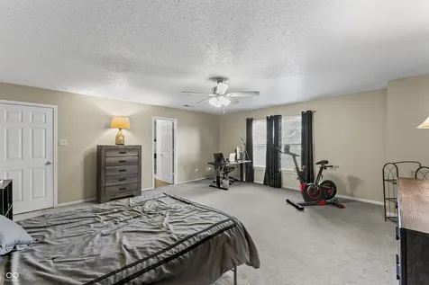 6911 Woodland Heights Drive Avon IN 46123