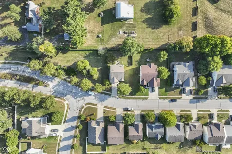 6911 Woodland Heights Drive Avon IN 46123