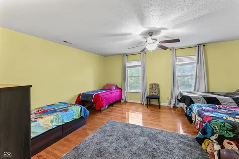 6911 Woodland Heights Drive Avon IN 46123