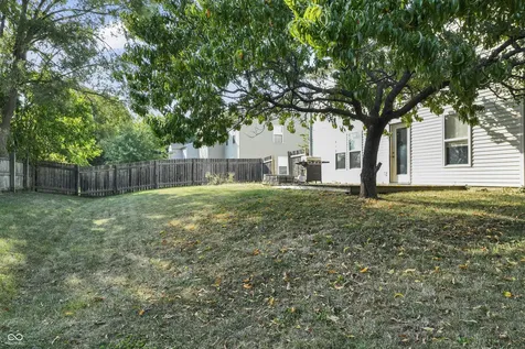 6911 Woodland Heights Drive Avon IN 46123