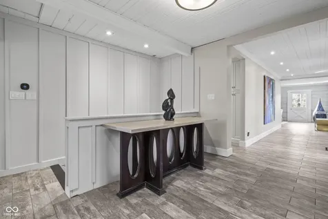 5255 S Us 421 Zionsville IN 46077