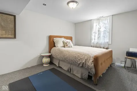 5255 S Us 421 Zionsville IN 46077