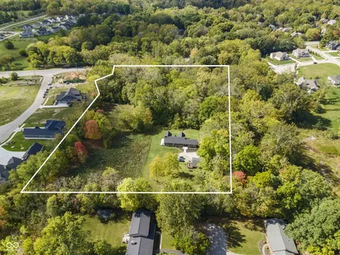 5255 S Us 421 Zionsville IN 46077