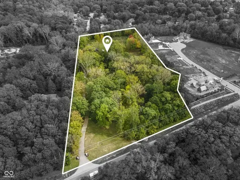 5255 S Us 421 Zionsville IN 46077