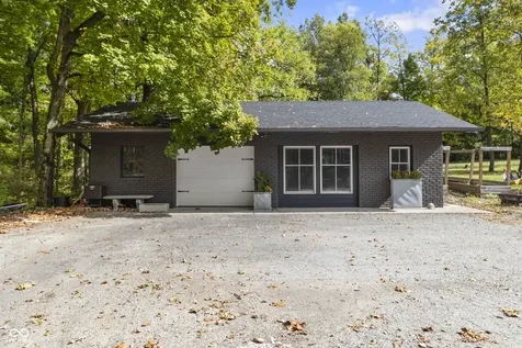 5255 S Us 421 Zionsville IN 46077