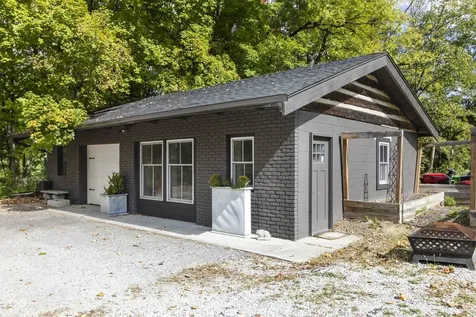 5255 S Us 421 Zionsville IN 46077