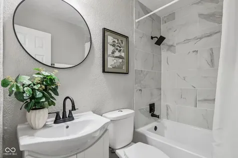 6508 Meadowlark Drive Indianapolis IN 46226