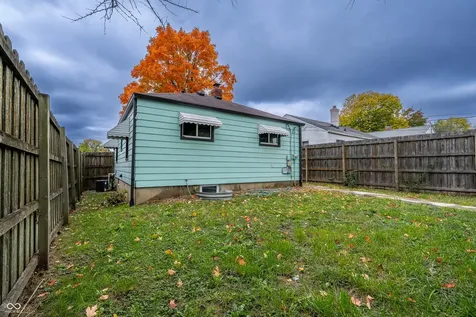 1709 N Euclid Avenue Indianapolis IN 46218