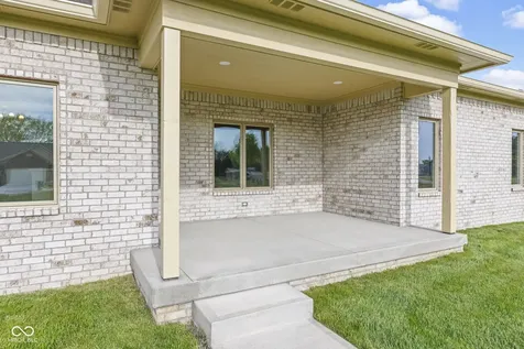 12754 N Commons East Drive Mooresville IN 46158