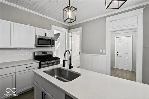 1820 Singleton Street Indianapolis IN 46203