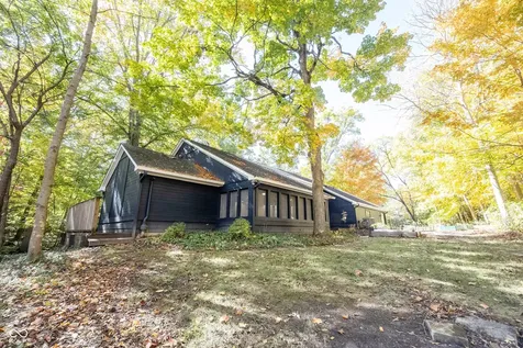 13248 Fairwood Drive Mccordsville IN 46055