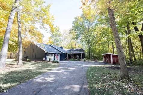 13248 Fairwood Drive Mccordsville IN 46055