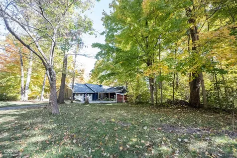 13248 Fairwood Drive Mccordsville IN 46055