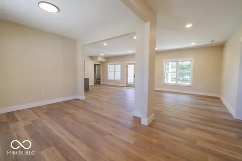 534 E Dogwood Court Spencer IN 47460