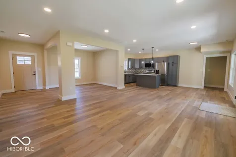 534 E Dogwood Court Spencer IN 47460