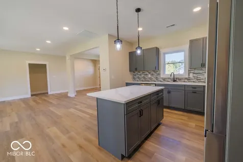 534 E Dogwood Court Spencer IN 47460
