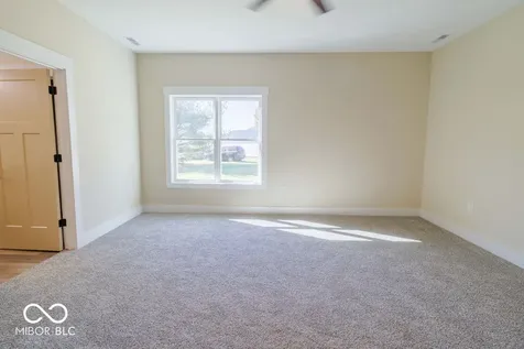 534 E Dogwood Court Spencer IN 47460