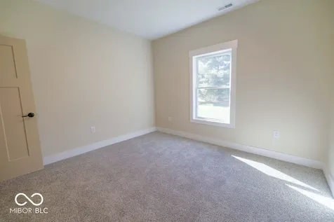 534 E Dogwood Court Spencer IN 47460