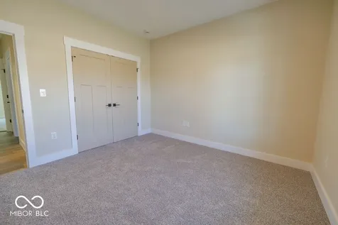 534 E Dogwood Court Spencer IN 47460