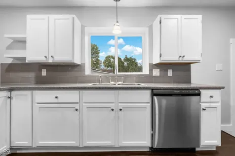 2035 10th Street Columbus IN 47201