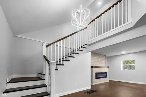 2035 10th Street Columbus IN 47201