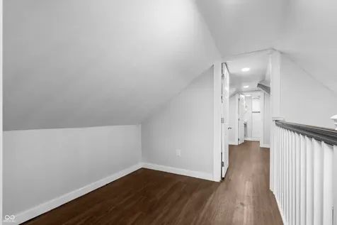 2035 10th Street Columbus IN 47201