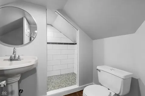 2035 10th Street Columbus IN 47201