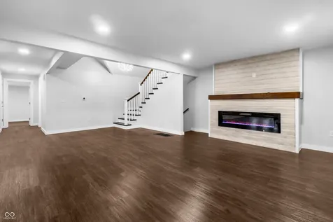 2035 10th Street Columbus IN 47201