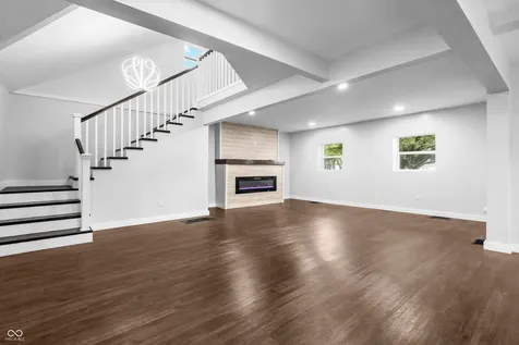 2035 10th Street Columbus IN 47201