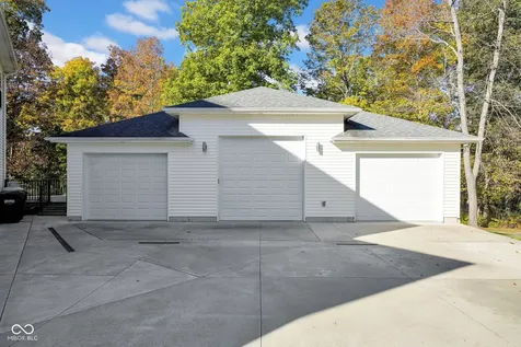 295 Persimmon Drive North Vernon IN 47265