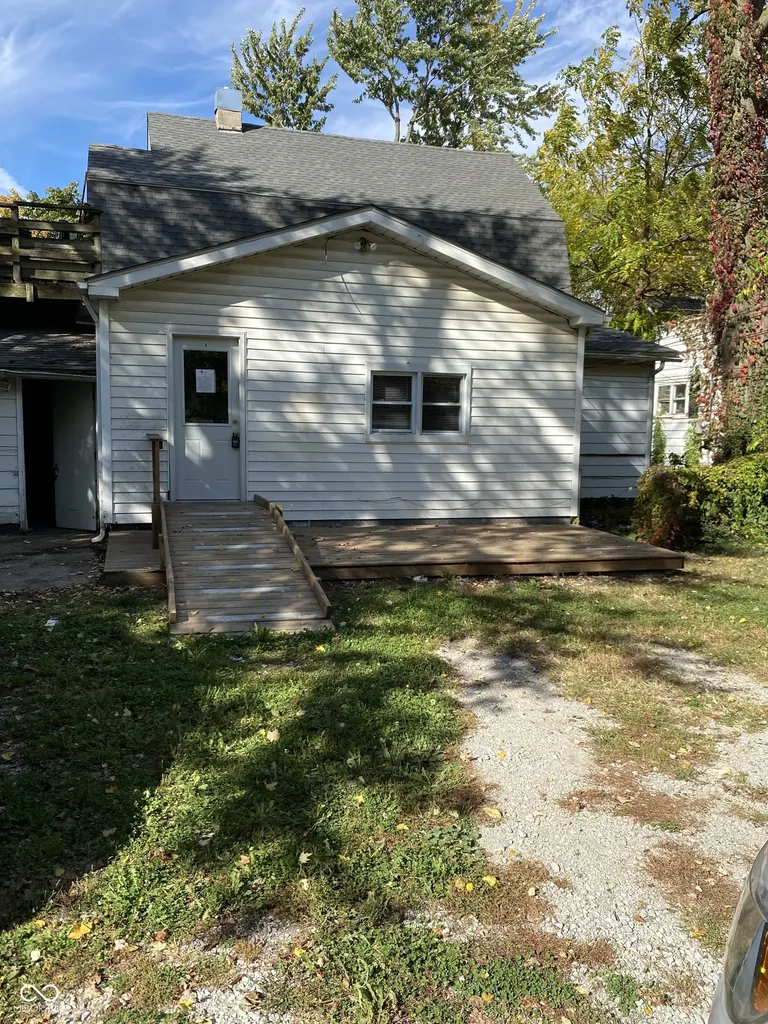210 Whitlock Avenue Crawfordsville IN 47933