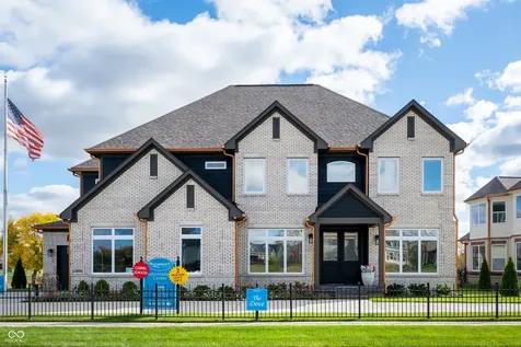 4301 Stone Lake Drive Zionsville IN 46077