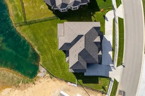 4301 Stone Lake Drive Zionsville IN 46077