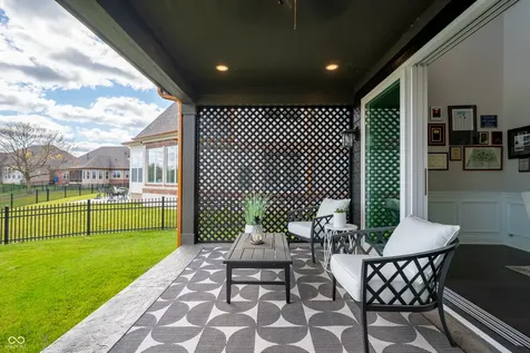 4301 Stone Lake Drive Zionsville IN 46077