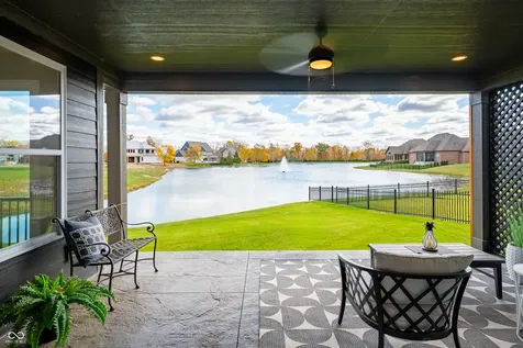 4301 Stone Lake Drive Zionsville IN 46077