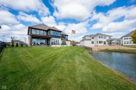 4301 Stone Lake Drive Zionsville IN 46077